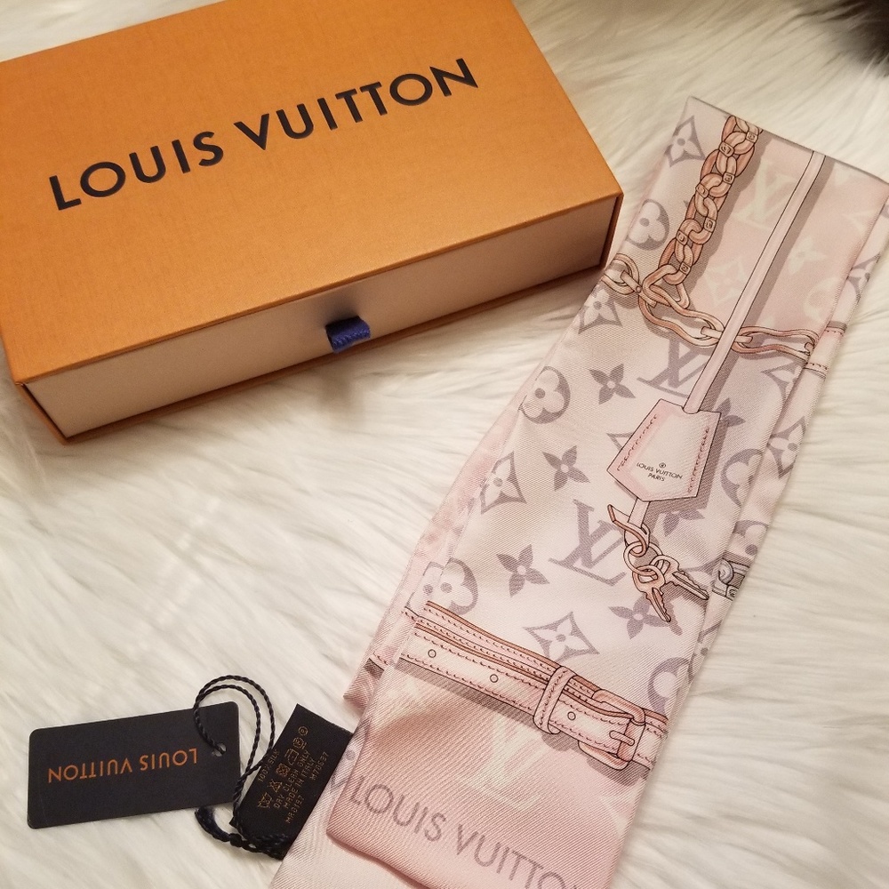 Sold- louis Vuitton Confidential Bandeau